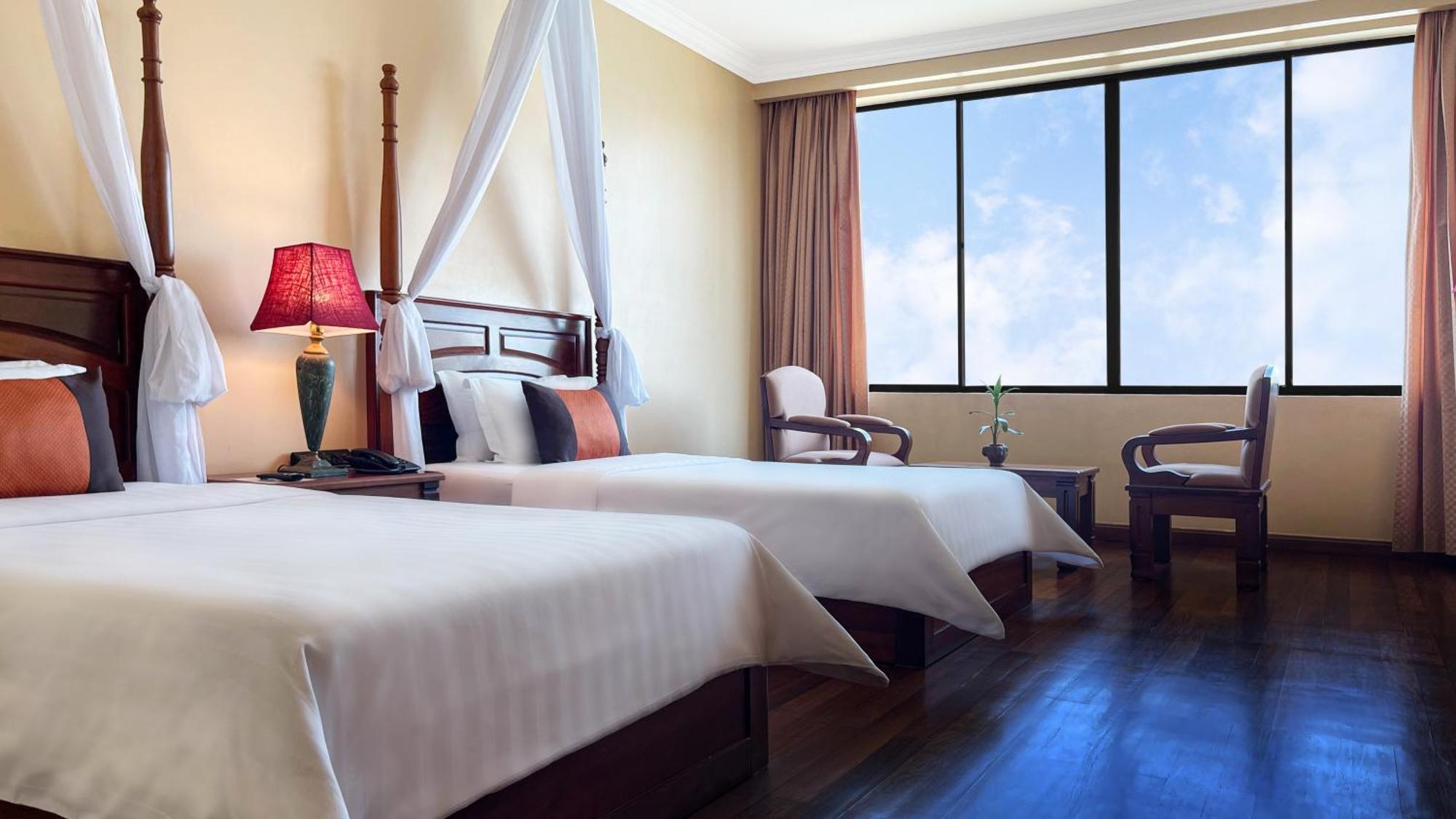 Pacific Hotel & Spa Siem Reap Dış mekan fotoğraf