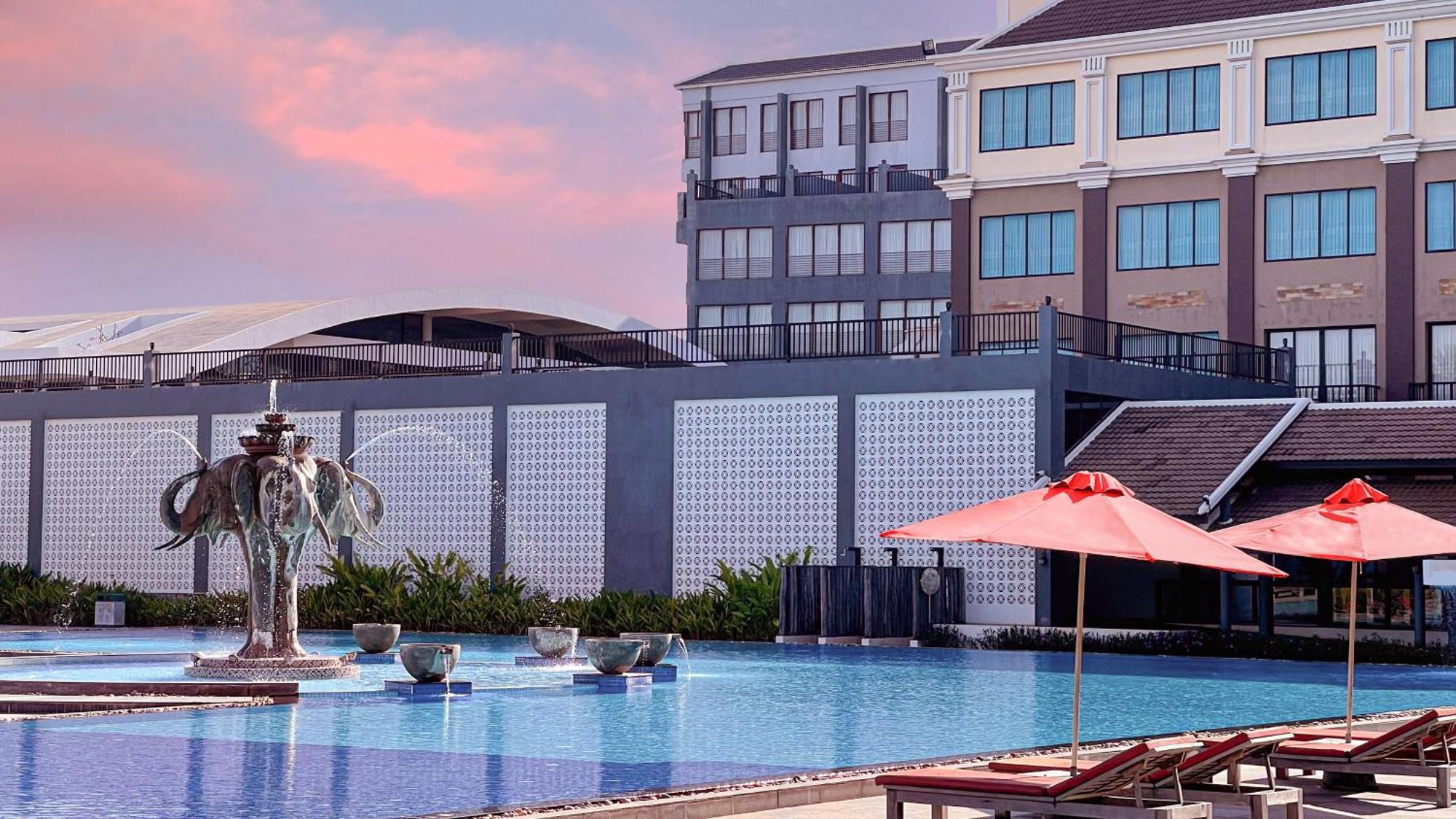 Pacific Hotel & Spa Siem Reap Dış mekan fotoğraf