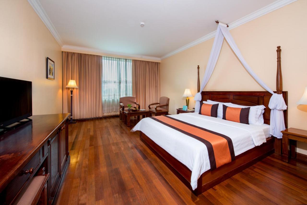 Pacific Hotel & Spa Siem Reap Dış mekan fotoğraf